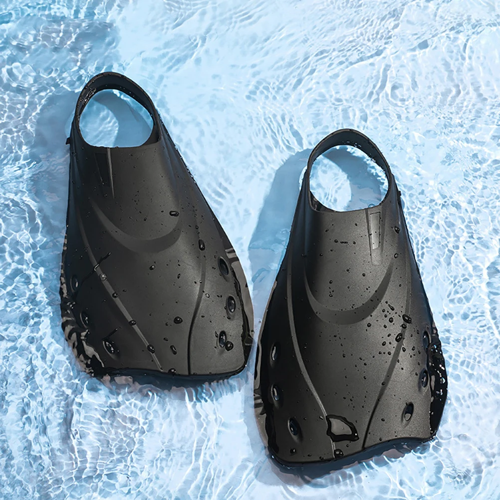 

Swim Training Fins Compact Short Diving Flippers Lightweight Portable for Pool Sea Snorkeling Adult Men Women Soft Sole Flexible