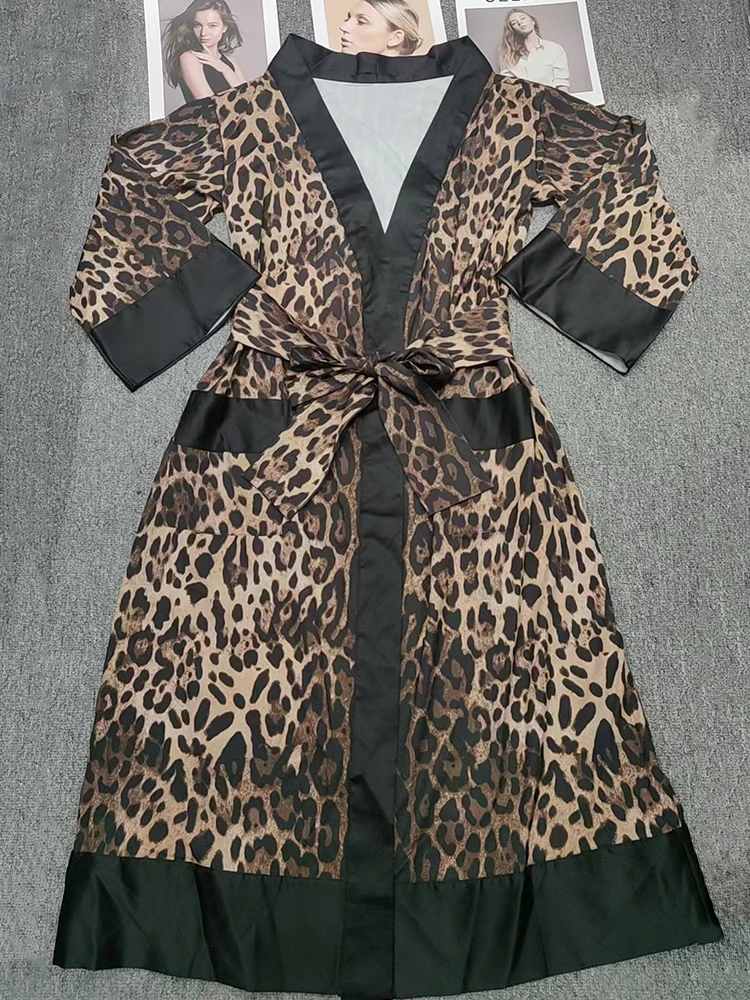 Design retro geometric leopard print pattern V-neck strap waist loose dress 2024 fall ladies new bathrobe fashion straight skirt