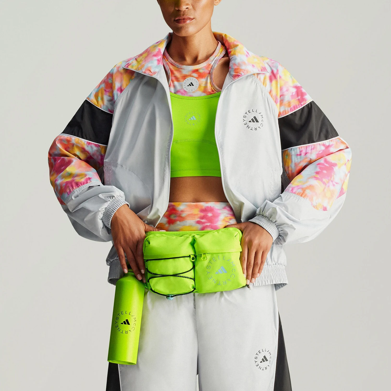 

adidas 2024 Women's Retro Print Patchwork Jacket IX1703