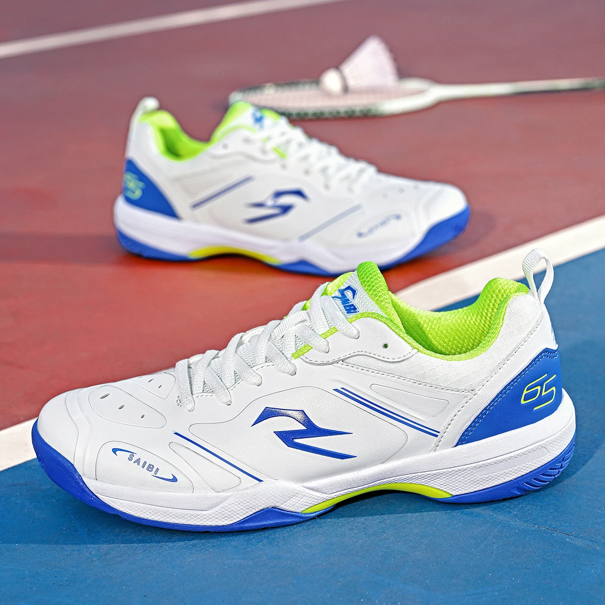 

Professional badminton shoes with lightweight, breathable, anti slip, and wear-resistant rubber outsole