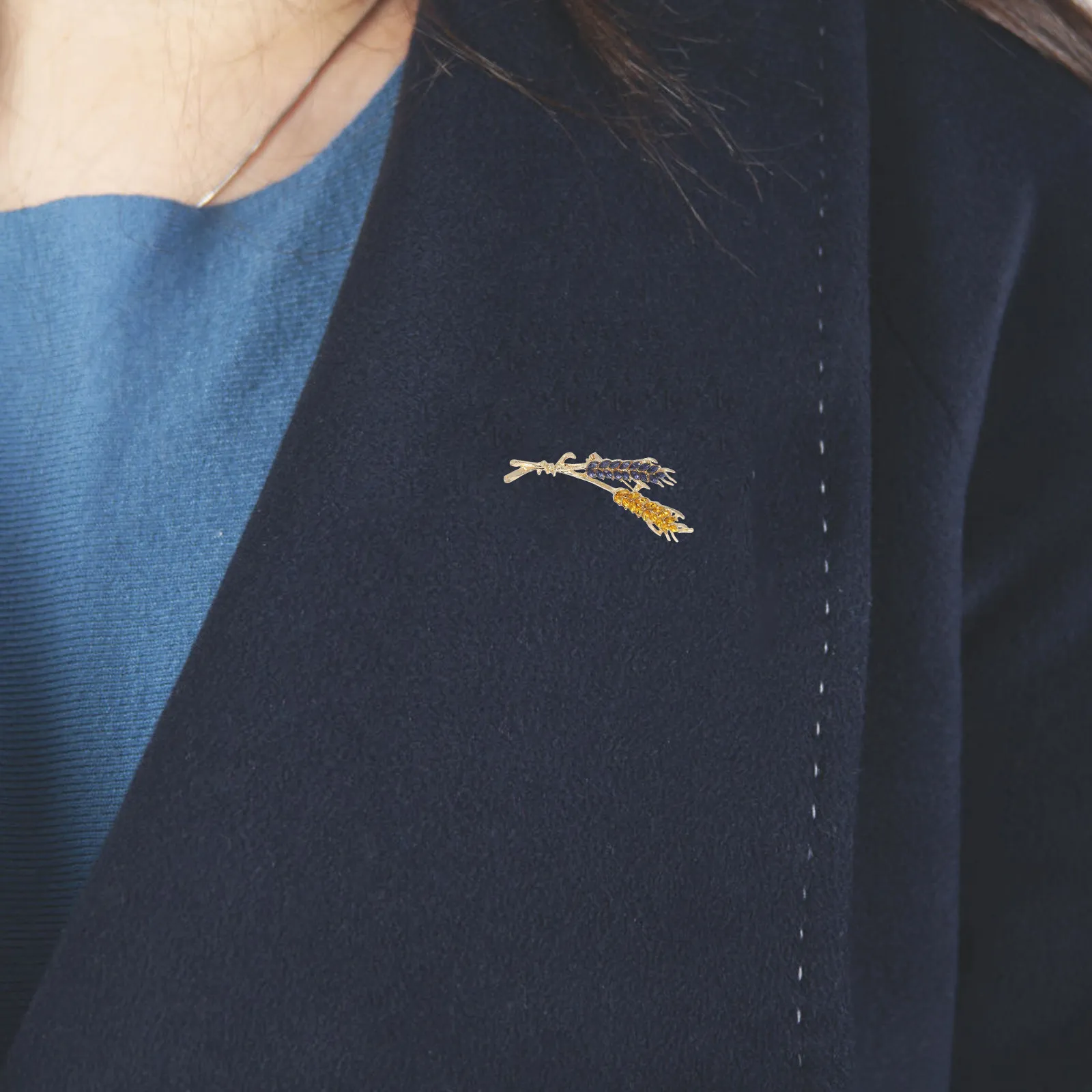 2Pcs Wheat Ear Rhinestone Brooch Pin Stylish Label Pin for Men Women Coats Dresses Suits Unique Elegant Jewelry