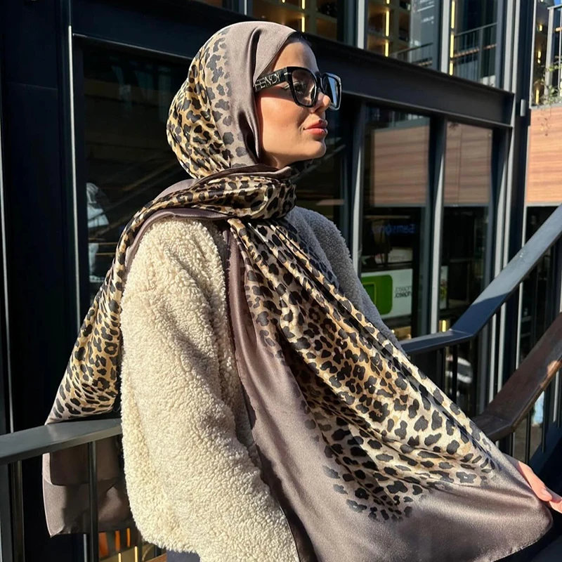 Women Silk Lady Sum… - image