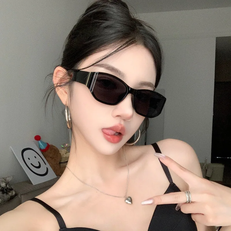 

New Curved Cat Eye Sunglasses Women UV Protection Wrap Around Design Fashion Statement High Quality Premium Sun Shield Eyewear
