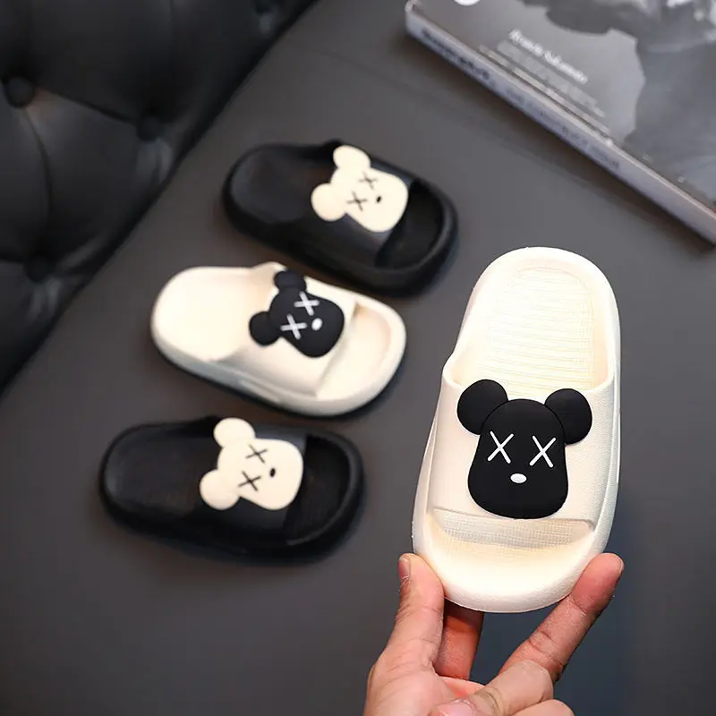 New Summer Baby Boy Girl Slippers Children PVC Cartoon Violent Bear Print Soft Flips Flops Beachwear Outdoor Non-slip Kids Shoes