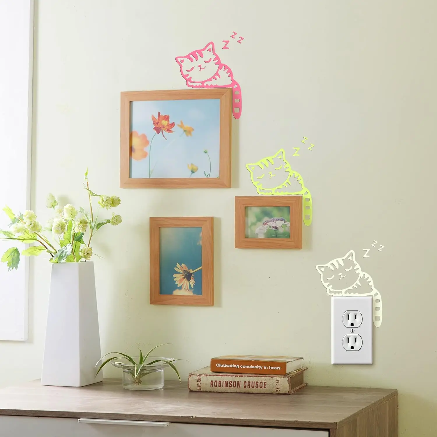 3 Removable Switch Stickers, Glow-In-The-Dark Switch Decals, Glow-In-The-Dark Cat Pet Animal Wall Stickers, Cartoon Cat Wall Stickers for DIY Home Decoration Switch Decoration, Luminous Switch Stickers That Glow in the Dark Decorative Stickers