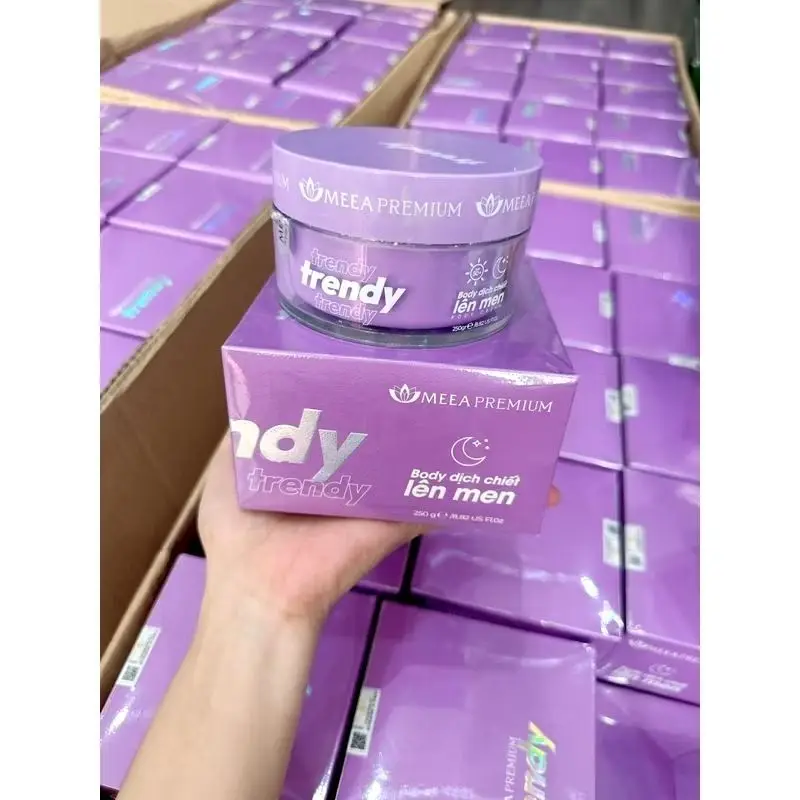 

Вьетнамский отбеливающий лосьон для тела KEM BODY TRENDY DICH CHIET LEN MEN MEEA
