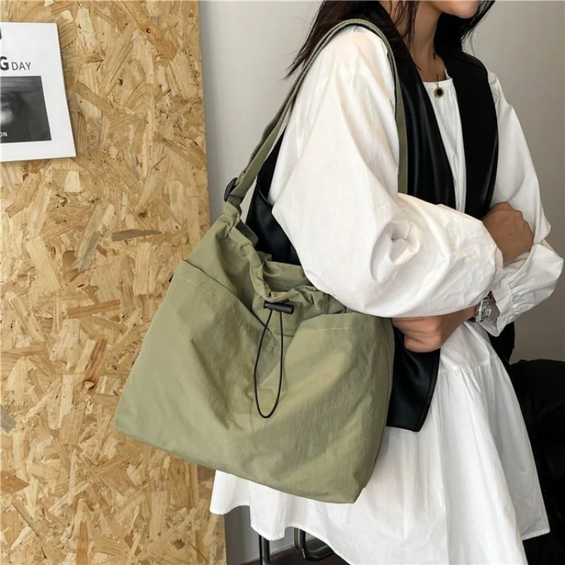 

Кожаная большая сумка премиум-класса для женщин, модные сумки через плечо, элегантный женский кошелек на плечо, роскошный дизайнерский бренд