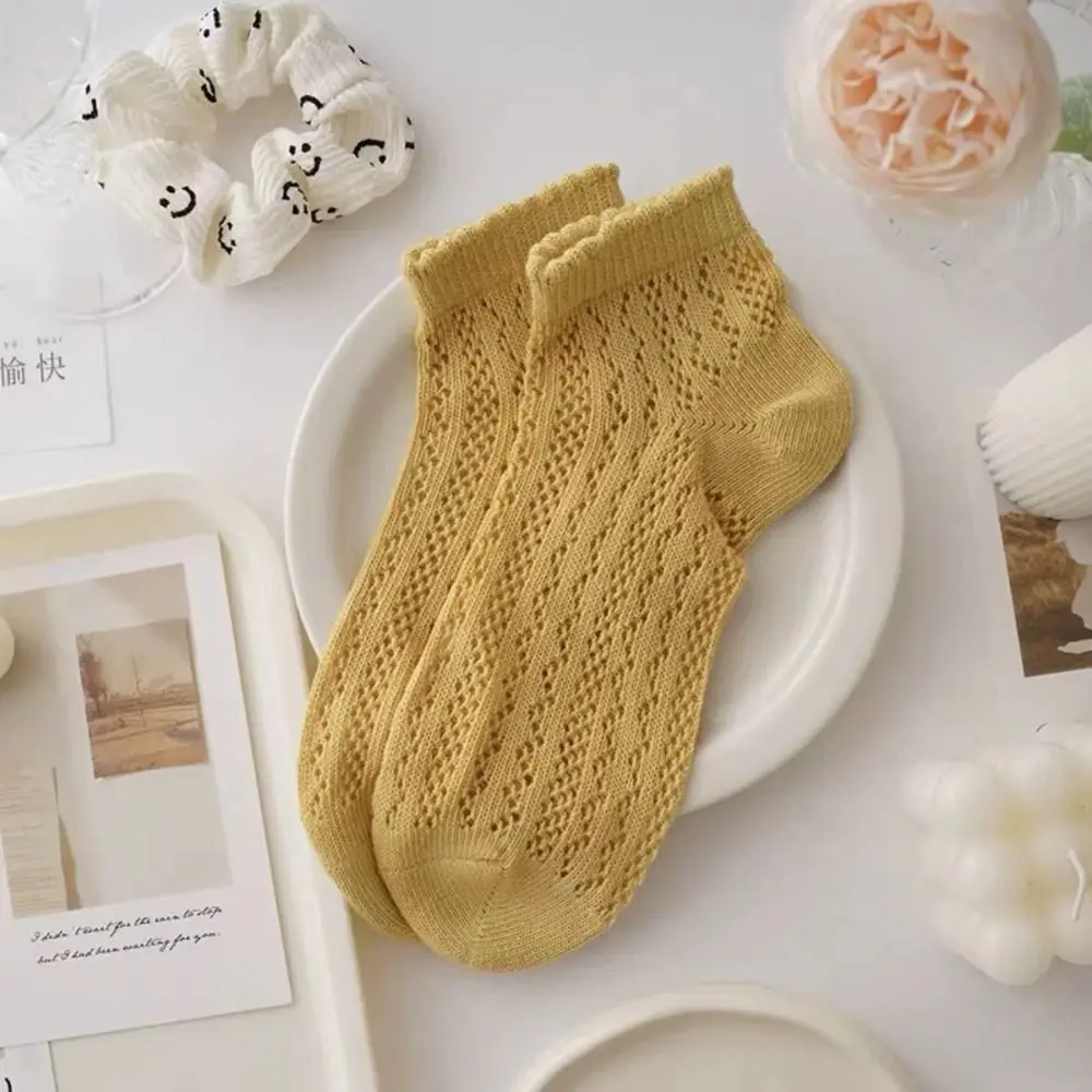 

1 pair New Summer Thin Section Socks Fashion Breathable Short Tube Socks Ankle Sock Women Girl Shallow Mouth Socks