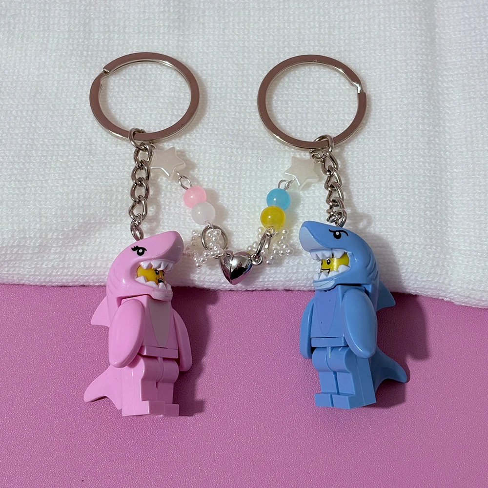 2pcs/set Cute Blue Pink Shark Handmade Beaded Magnetic Couple Keychain Building Block Cartoon Keyring Backpack Pendant Gifts