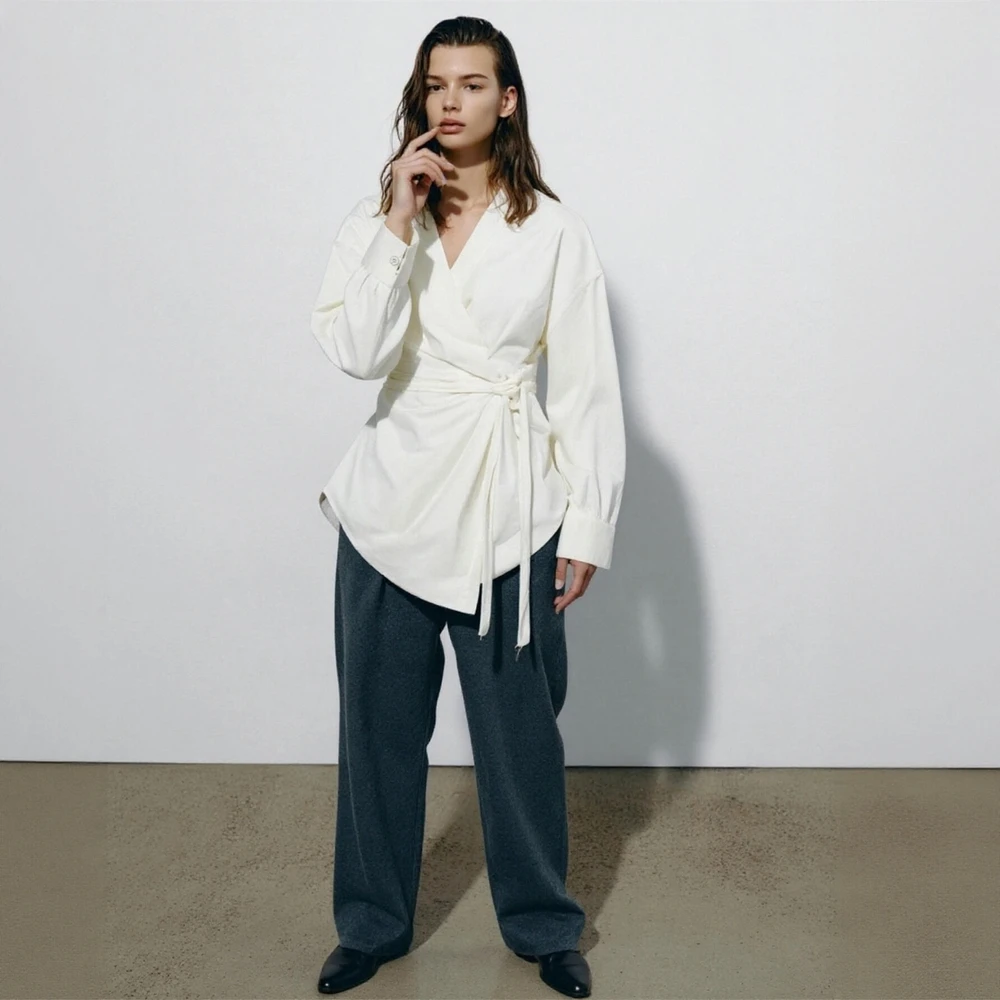 レディース 長袖 Vネック シャツ 秋冬 ファッション ビジネス カジュアル ルーズフィット フリル 無地