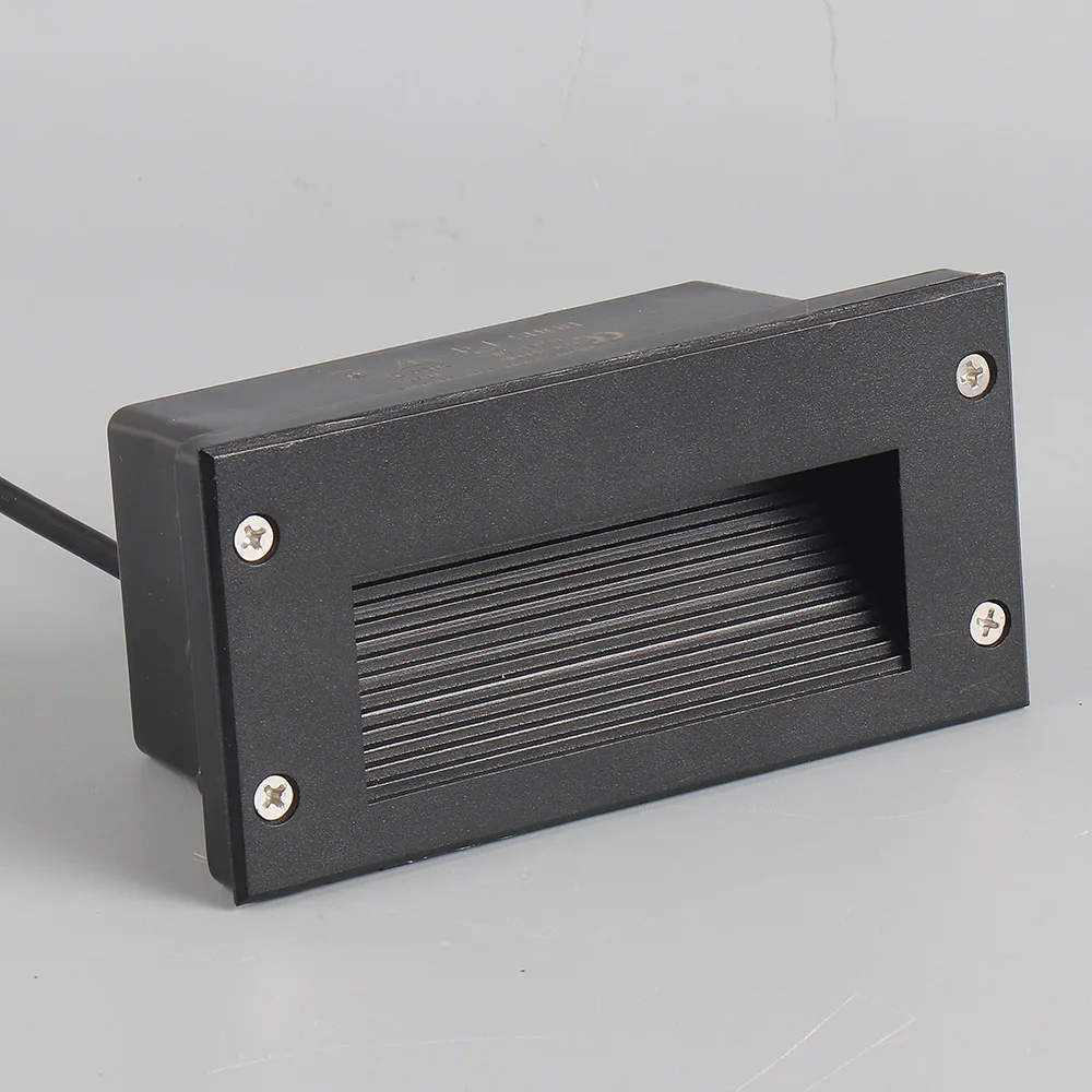 Lampada da parete per passerella esterna Lampada da incasso in alluminio con diodo luminescente e illuminazione per scale