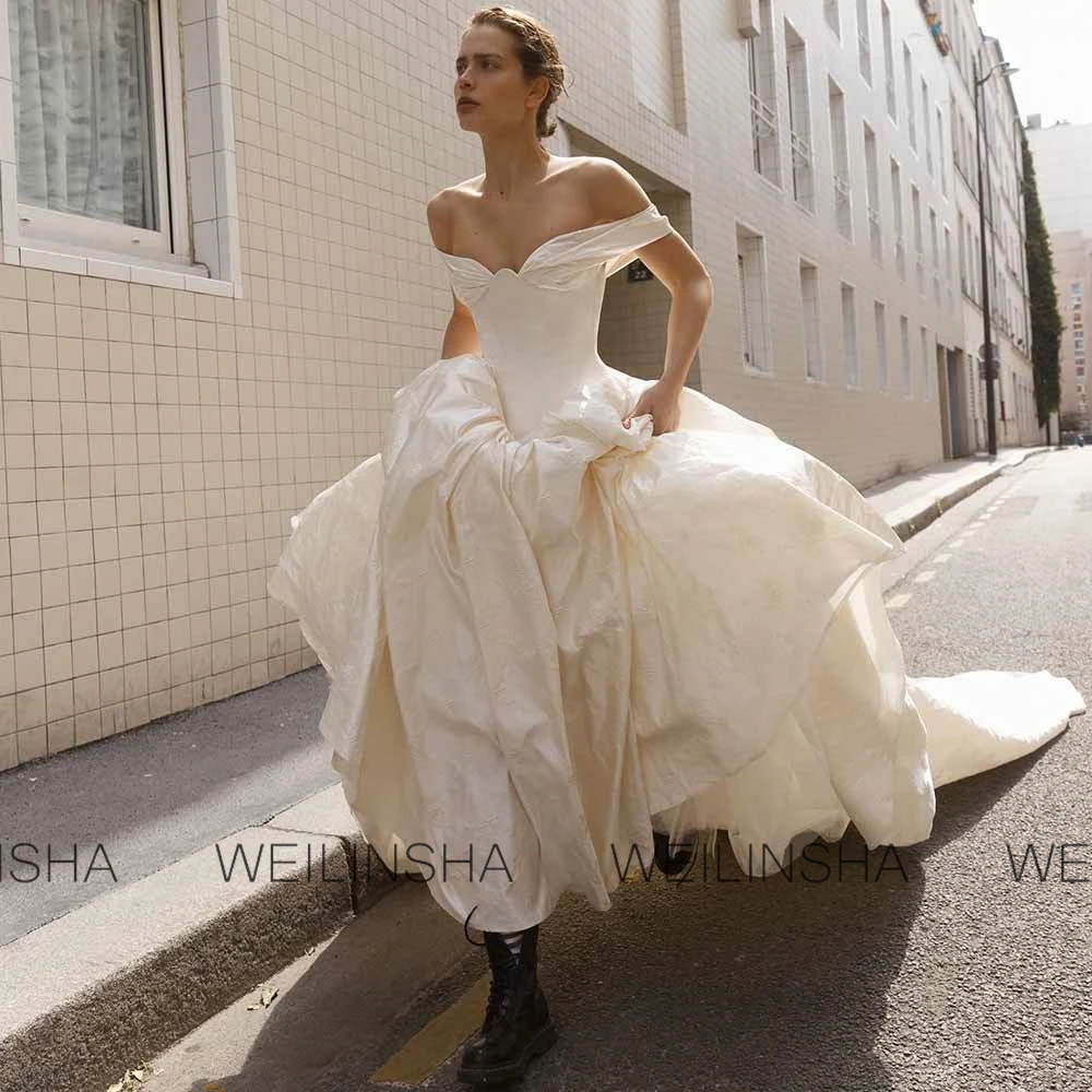 Class Wedding Dresses Taffeta A-line Wedding Party Dresses Ivory Off-the-shoulder Pleat Ruched Tailing Tulle Wedding Dress Long