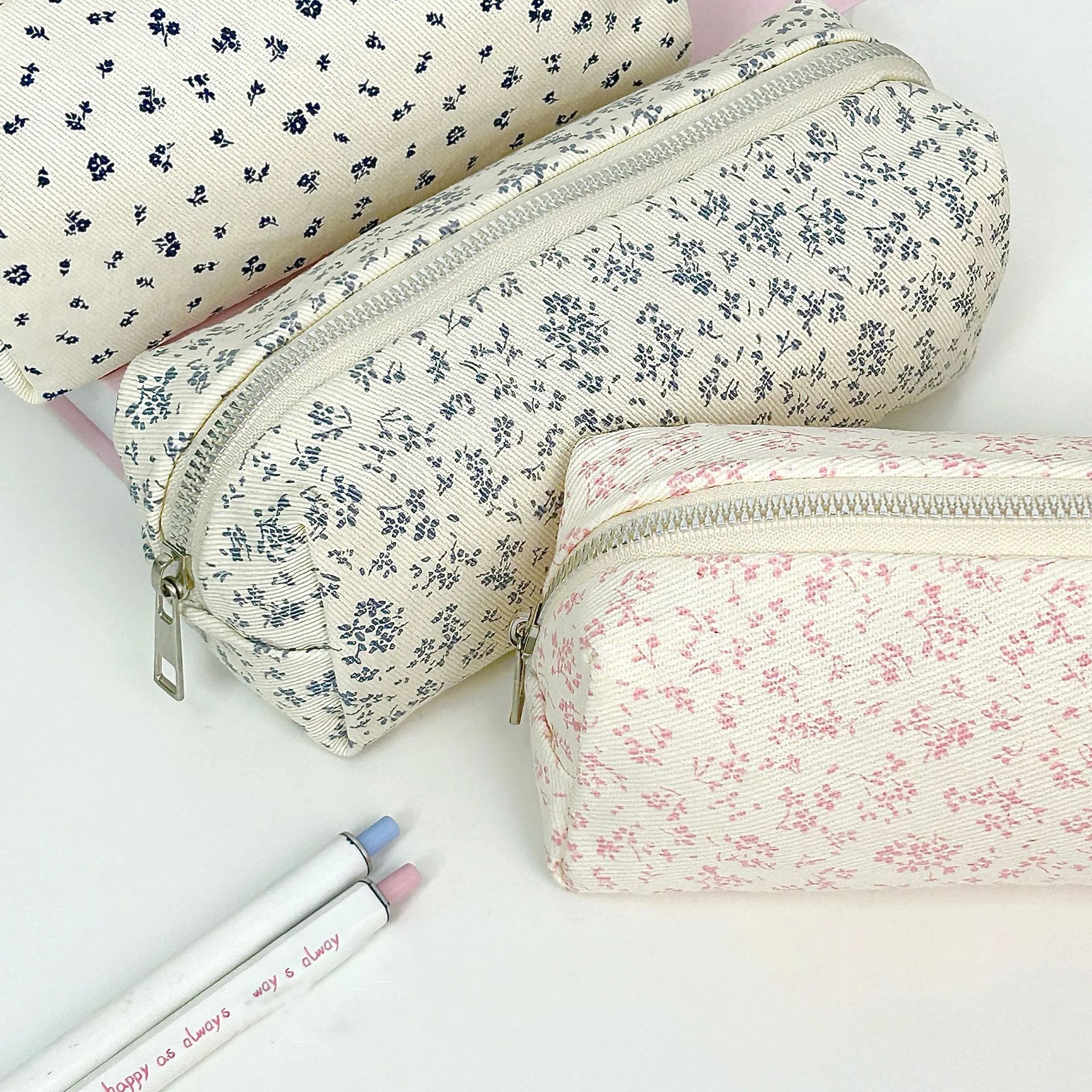 1個 18*7*8cm メイクアップバッグ 高品質キャンバス - Travel Accessories Needed のレビューと価格