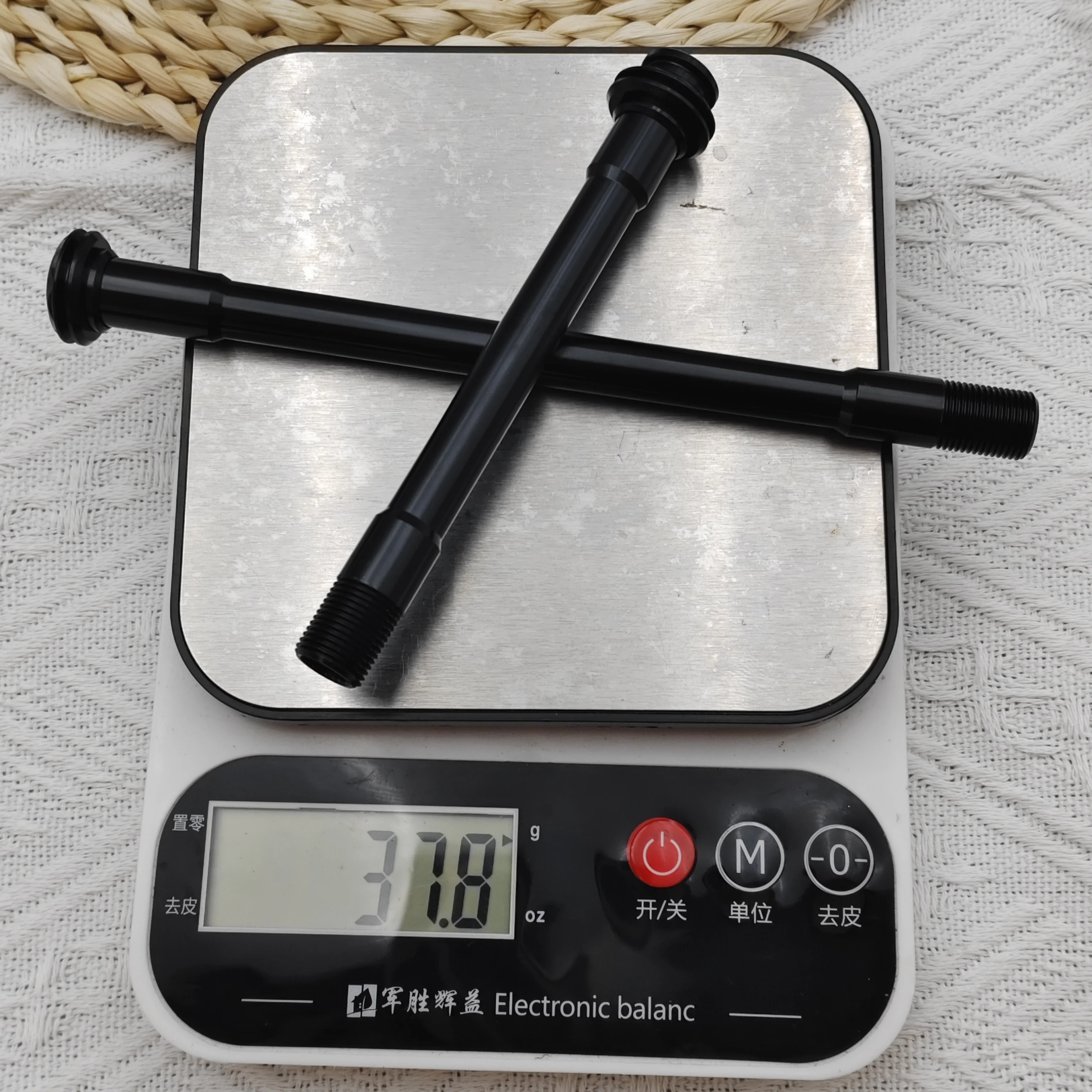 Geeignet für LightningSPECIALIZEDRennräder SL7/SL8. Ultraleichte Steckachsenstange, ca. 38 g. – Detail 11