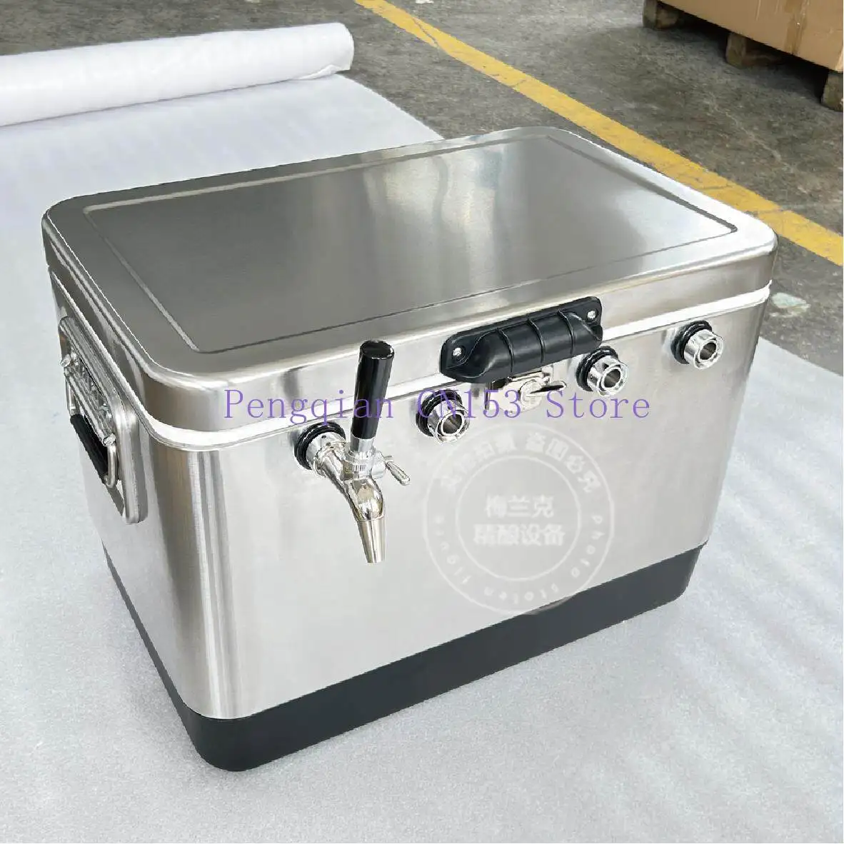 Commercial craft brewing stall special outdoor portable draft beer incubator, portable beater