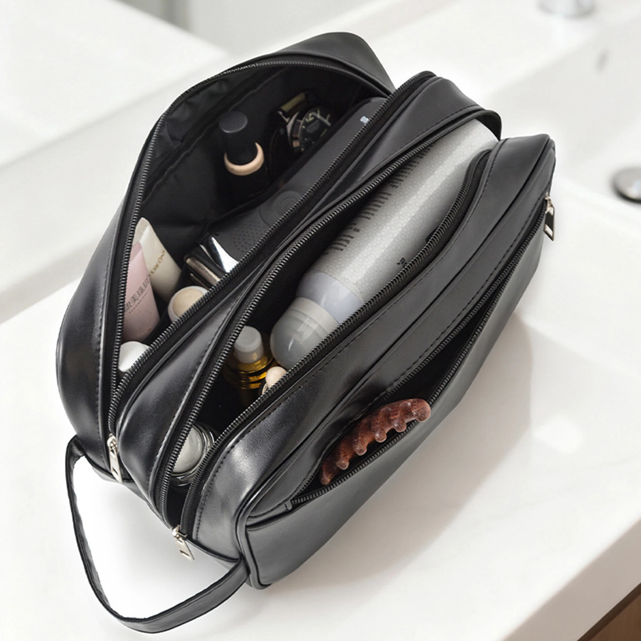 Men Leather Wash Bag Travel Business Trips Portable Cosmetic Bag Large Capacity Multi Pocket Design Handheld Leather Wash Bag