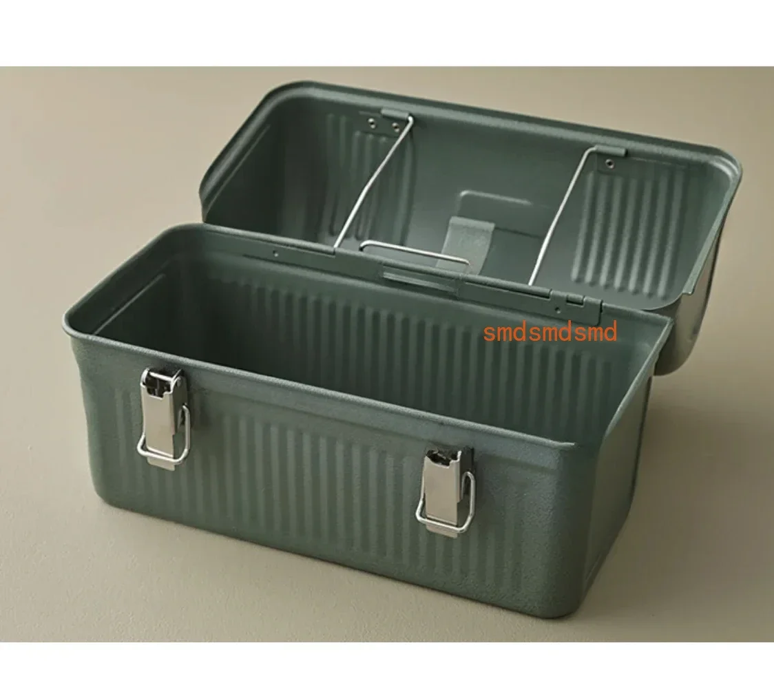 Large classic lunch box 9.4L camping steel storage box army green