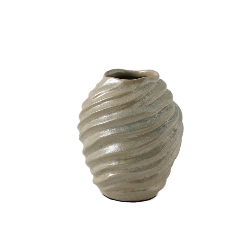 

Creative ceramic vase