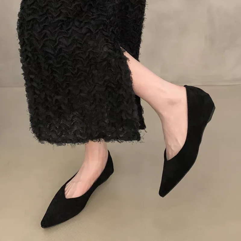 2025 Nuova Primavera Autunno Nuovo Spessore Tacchi Alti Bassi Donne Marrone Nero Scarpe da Lavoro Ufficio Flock Pompe per Le Signore Scarpe Comfort