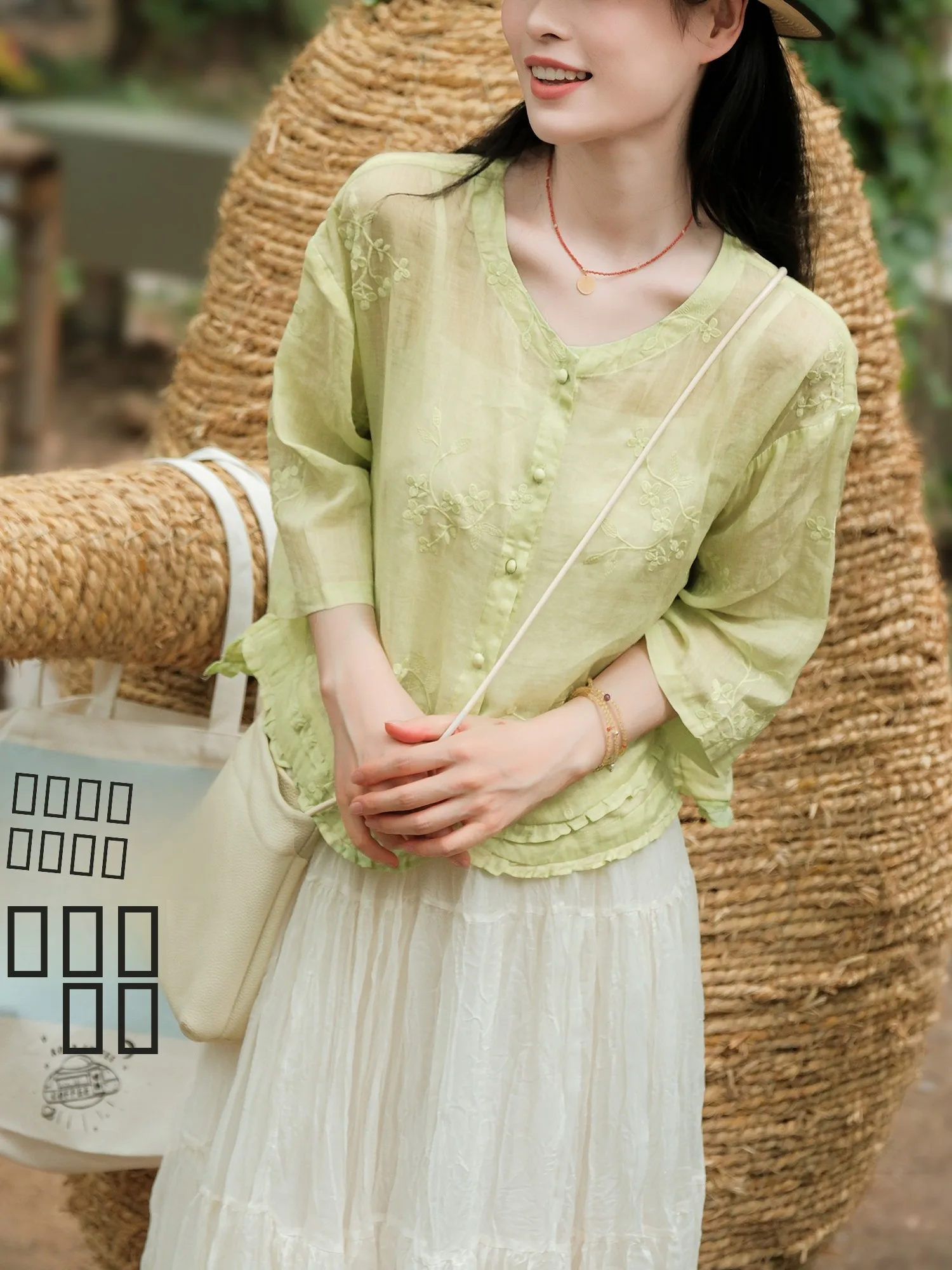 

Lightweight ort Sve Embroidered Cotton irt Wooden Hemline Anti-Aging Loose Fit round Ne Button down Fem Garment