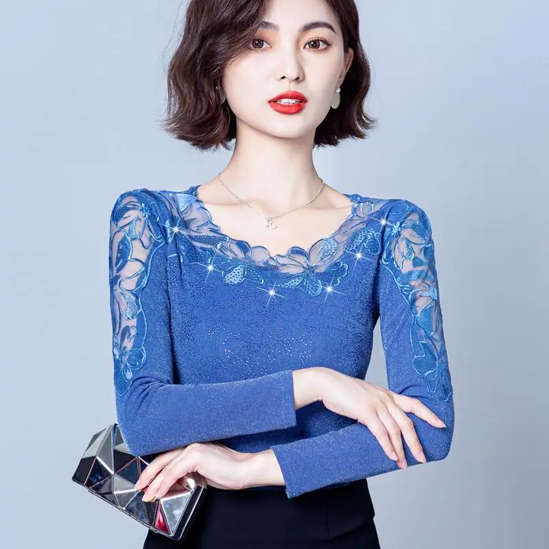 

Women Lace Rhinestone Long Sleeve Top Warm Fleece Lined Blouse for Autumn Winter Elegant Inner Wear Tee New Fashion Base Layer​