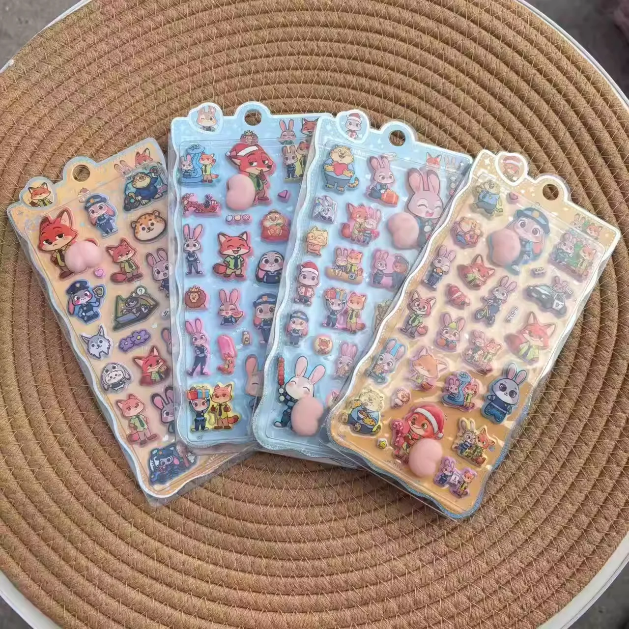 

Набор 3D-наклеек «Зоотопия» (2026 г.), 4-40 шт., милые наклейки для декора чехлов для телефонов, детские игрушки, наклейки для скрапбукинга, оптовый подарок