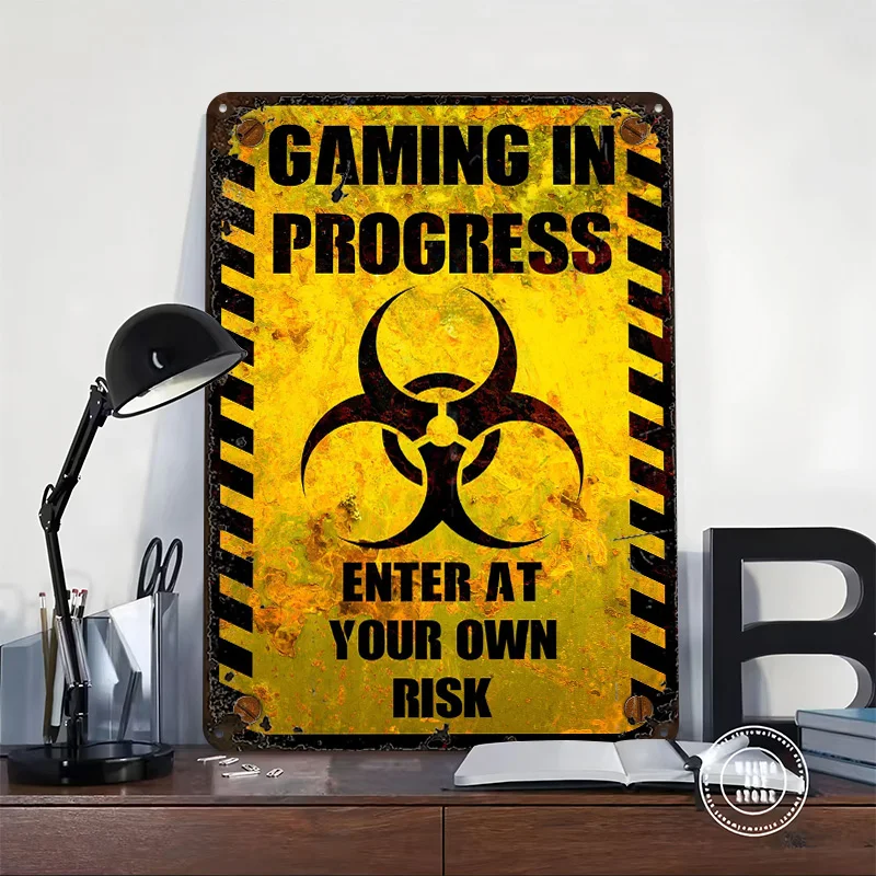 Gaming In Progress Sign Tin Poster Customized Wall Art Retro Vintage Metal Signs for Fans Room Modern Home Decoration Ornaments