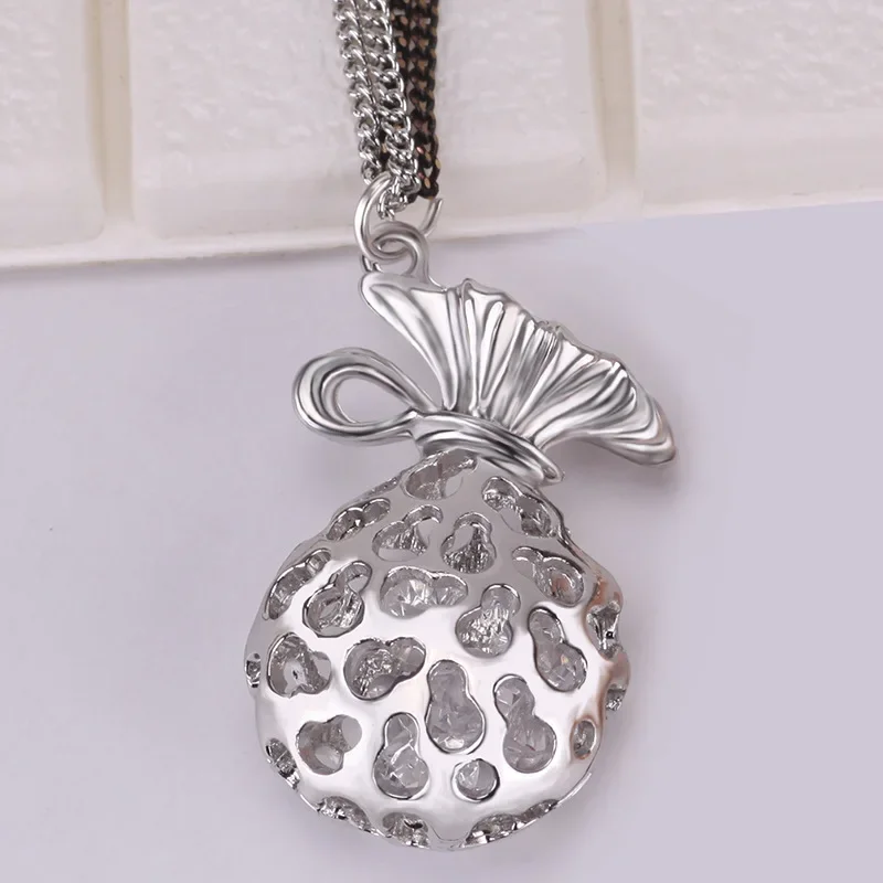 حقيبة نقود رأس السنة، قلادة طويلة متعددة الوظائف وشخصية لخريف وشتاء، سلسلة سترة كريستالية للسيدات