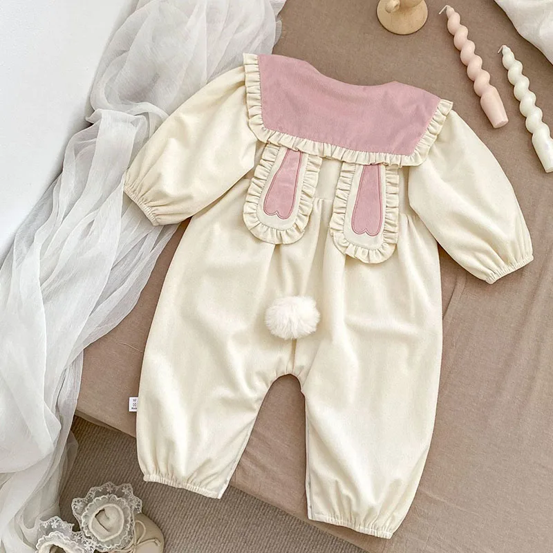 2024 New Autumn 0-24M Baby Girls Clothing Infant Baby Girls Jumpsuit Long Sleeved Corduroy Splicing Newborn Baby Girls Bodysuits