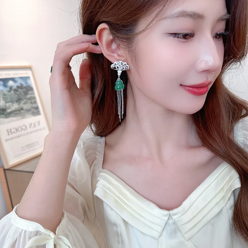 

Ancient-style long cheongsam Hanfu Chinese-style earrings 2025 New-style Chinese-style earrings