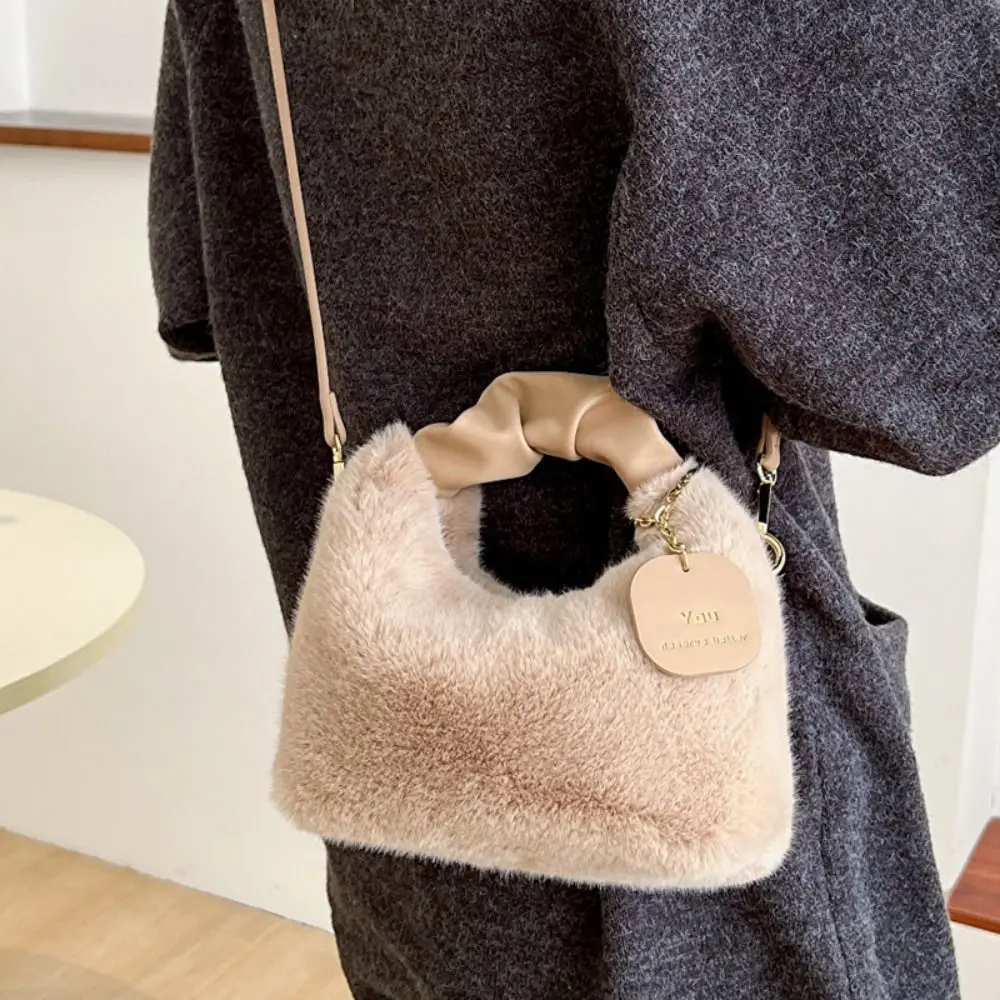 Korean Style Plush Cloud Crossbody Bag PU Pleated Handle Niche Design Faux Rabbit Fur Handbag Solid Color Handbag