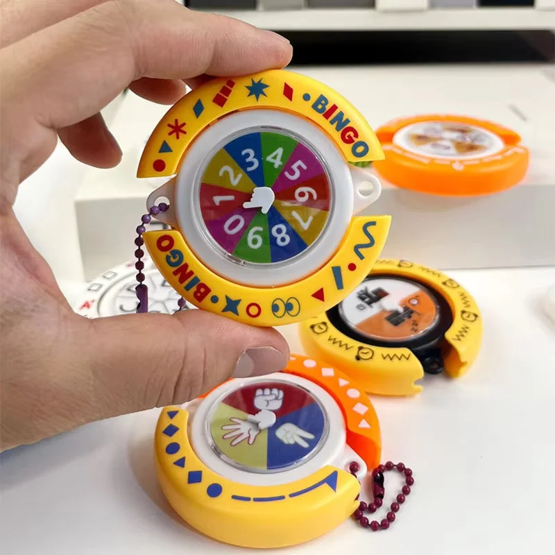 1/4 Peças Roda do Destino Bússola Giratória Chaveiro Abstrato Moderno Brinquedo Decoração de Mesa Brinquedo Anti-stress para Tomada de Decisões Presente para Adultos e Crianças