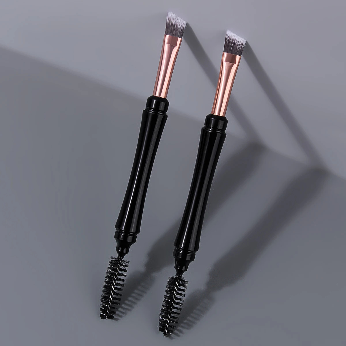 2PCS Concealer & Eyeliner Brush Set, Precision Angled Brow & Liner Brushes for Concealing, Defining, Blending Makeup Brush