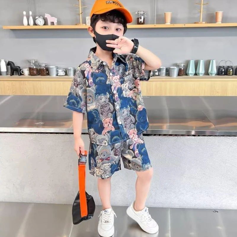 Conjunto de ropa de verano para niño adolescente, camisa de manga corta con solapa y pantalones cortos de oso de dibujos animados, traje para niño,