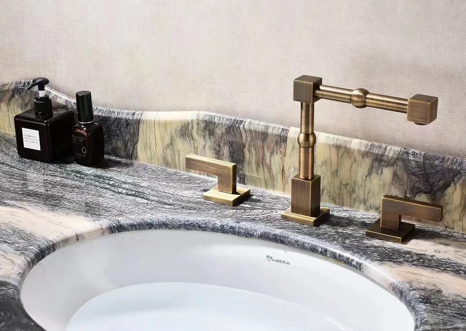 High Quality Brass Bathroom sink faucet Three Holes Two Handles Basin mixer Tap New Modern Lavabo Wash basin faucet,Antique