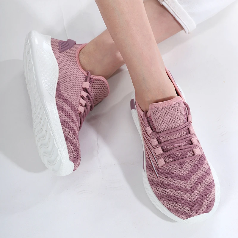 Pink women\'s safety shoes Steel head anti-smash Light soft breathable work shoes Women\'s outdoor industrial safety shoes
