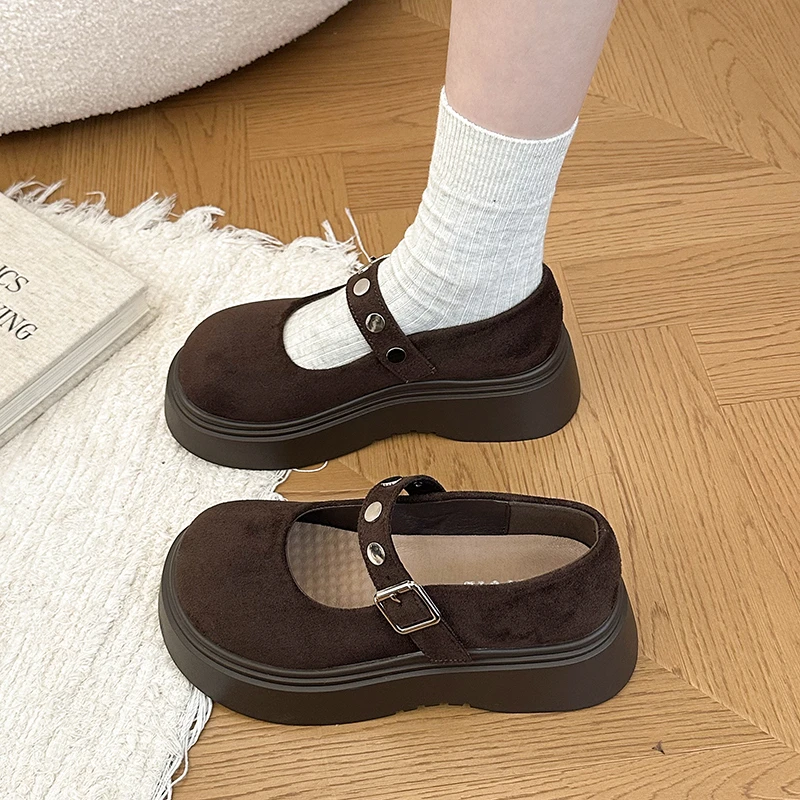 Thick-soled Women Mary Jane Shoes Fashion Belt Buckle Rivet Shallow Casual Shoes Spring Autumn Outdoor Novelty Platform Shoe New view 4