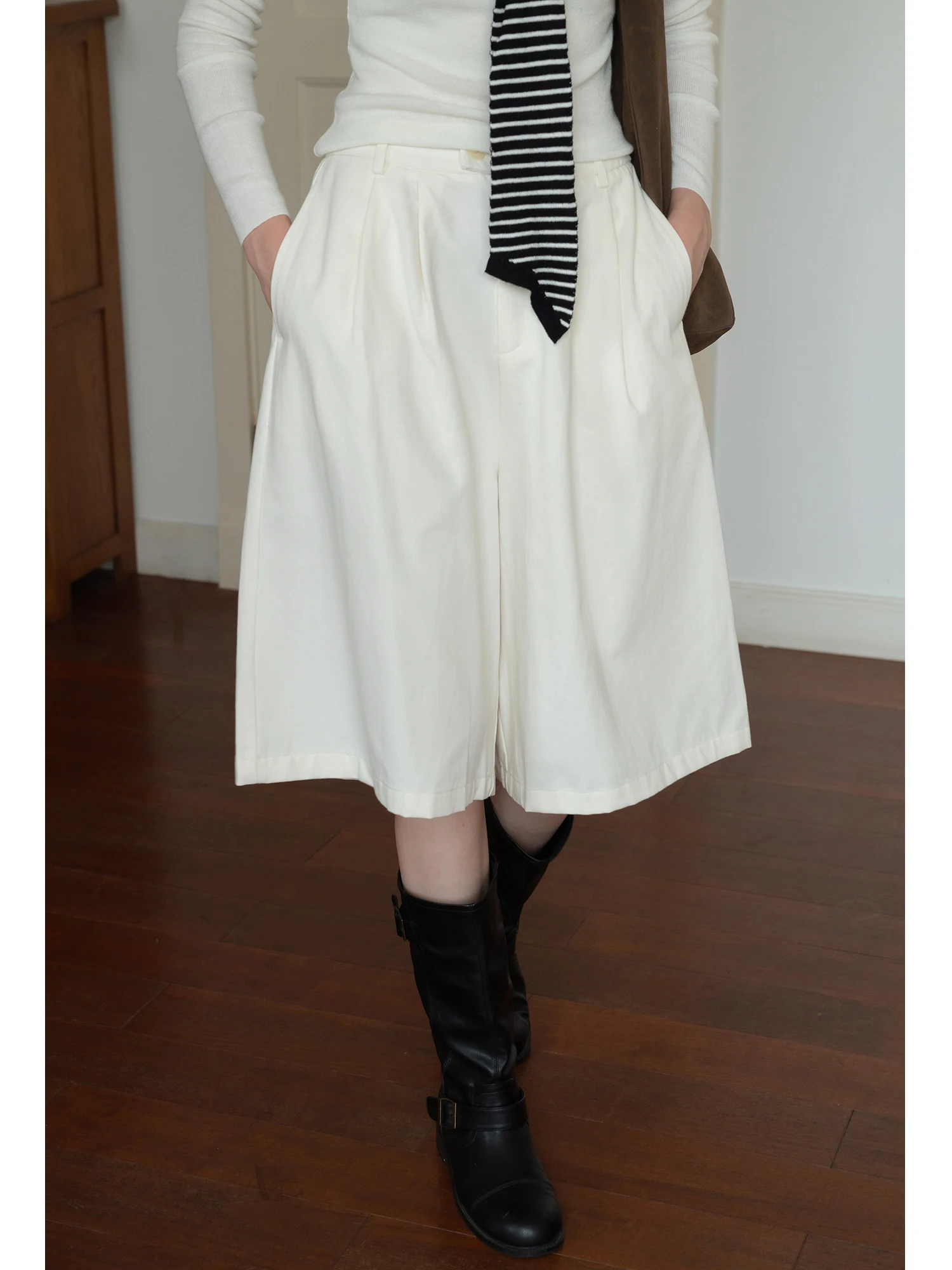 

Утягивающие широкие брюки, корейские повседневные брюки с высокой талией, прямой крой, осенние свободные простые модные брюки с двумя пуговицами