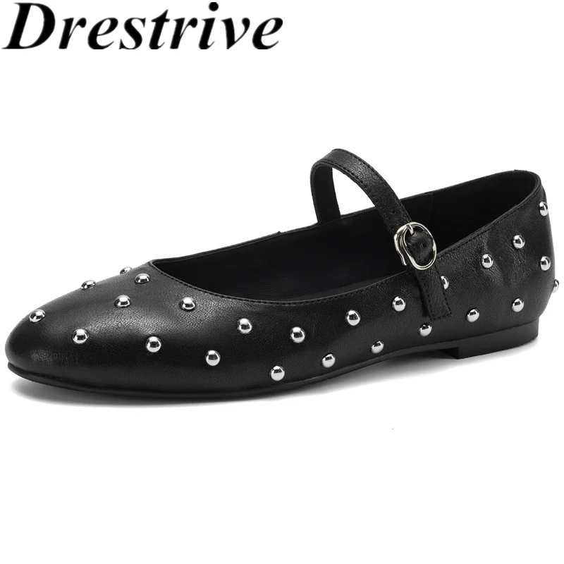 

Туфли-лодочки Drestrive 2026: Новые женские туфли Мэри Джейн из овчины с круглым носком, заклепками, пряжкой, на плоской подошве, ручной работы, неглубокие, на низком каблуке, милые