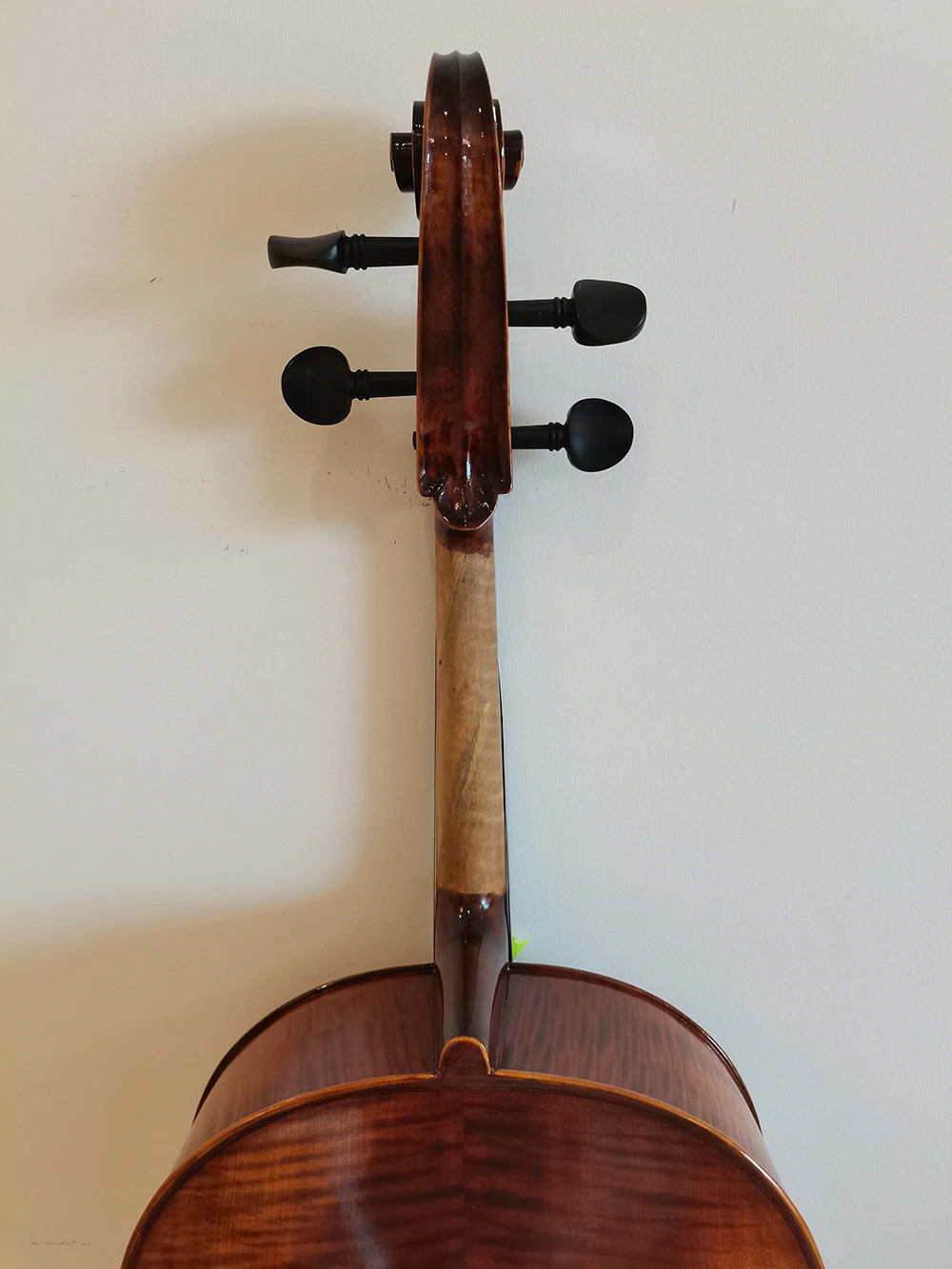 purely handmade Retro antique Cello 4/4 Natural Flamed Grade AAA Spruce Panel Violon Cello Musical Instruments With accessories