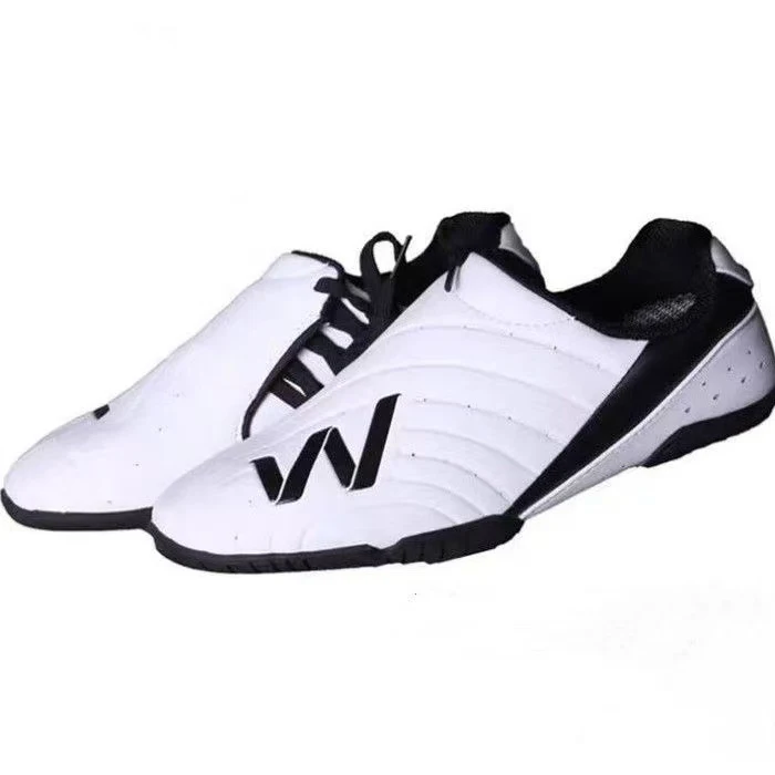 2025 أحذية فنون الدفاع عن النفس الجديدة عالية الجودة وخفيفة الوزن ومضادة للانزلاق وقابلة للتنفس أحذية رياضية متينة وقوية للجر ممتازة #1