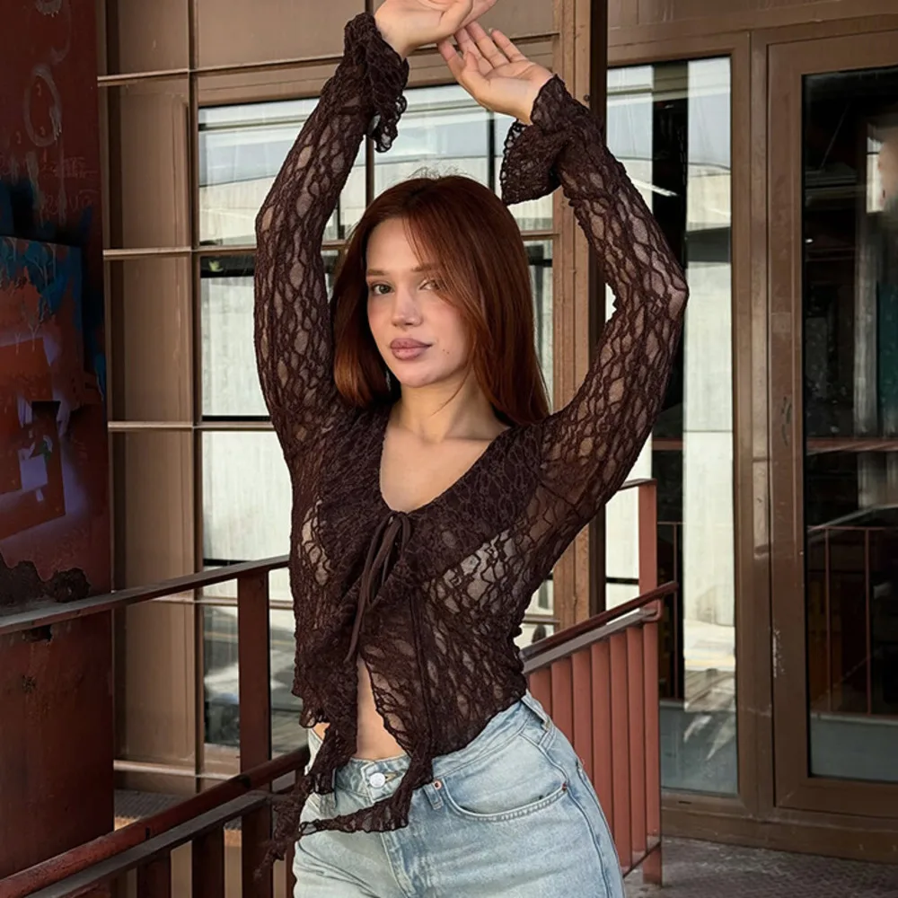 

Blifanbo сексуальная кружевная футболка с v-образным вырезом и рюшами, женский топ с расклешенным длинным рукавом на шнуровке, сексуальный кружевной лоскутный женский топ, модный