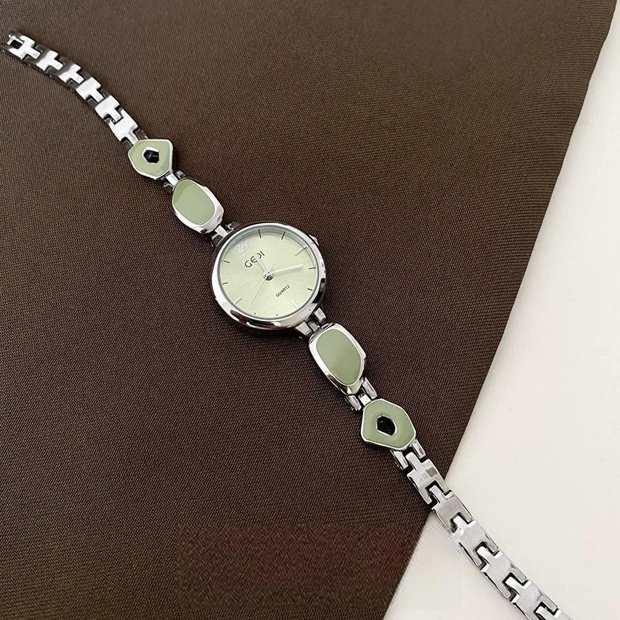 High-End Design Women'S Watch With Chain And Round DialExquisite And StylishSuitable For Women, Women'S Gift, Women'S Accessory.