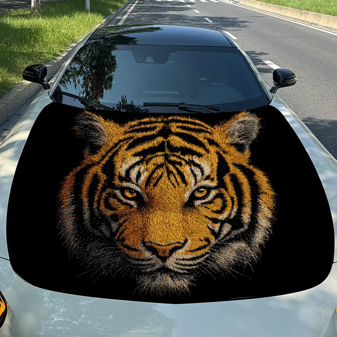 Car Decals Striking Tiger Head Design with a Tiger's Face in Sharp Detail, Exuding Wild Majesty Car Hood Sticker, Waterproof Sel