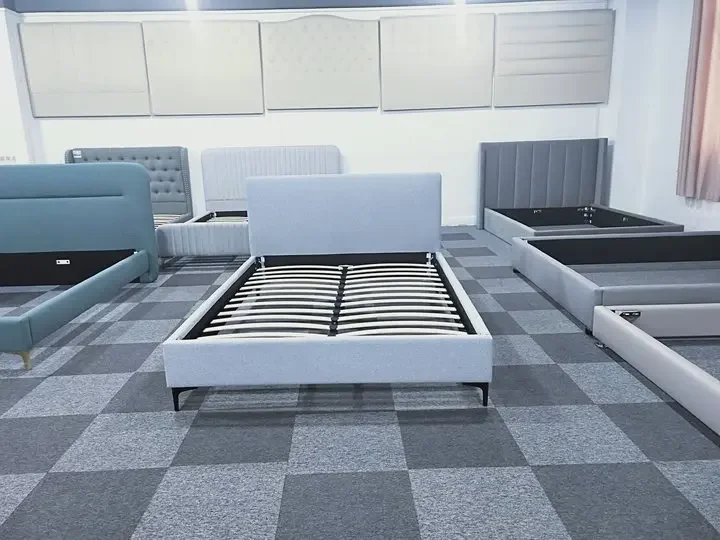 Rangka tempat tidur kustom gaya Modern murah rangka tempat tidur Platform lapisan kain ukuran King Modern dengan sandaran kepala sayap Kuku Tempat Tidur Queen