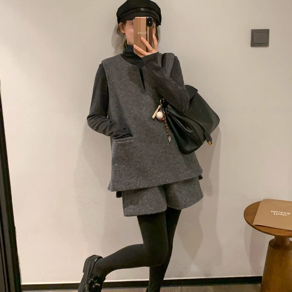 Fashionable 2025 Autumn Winter Women's Two-Piece Set Base Layer Top And Vest Casual Shorts Set Comfortable Cotton Button Detail