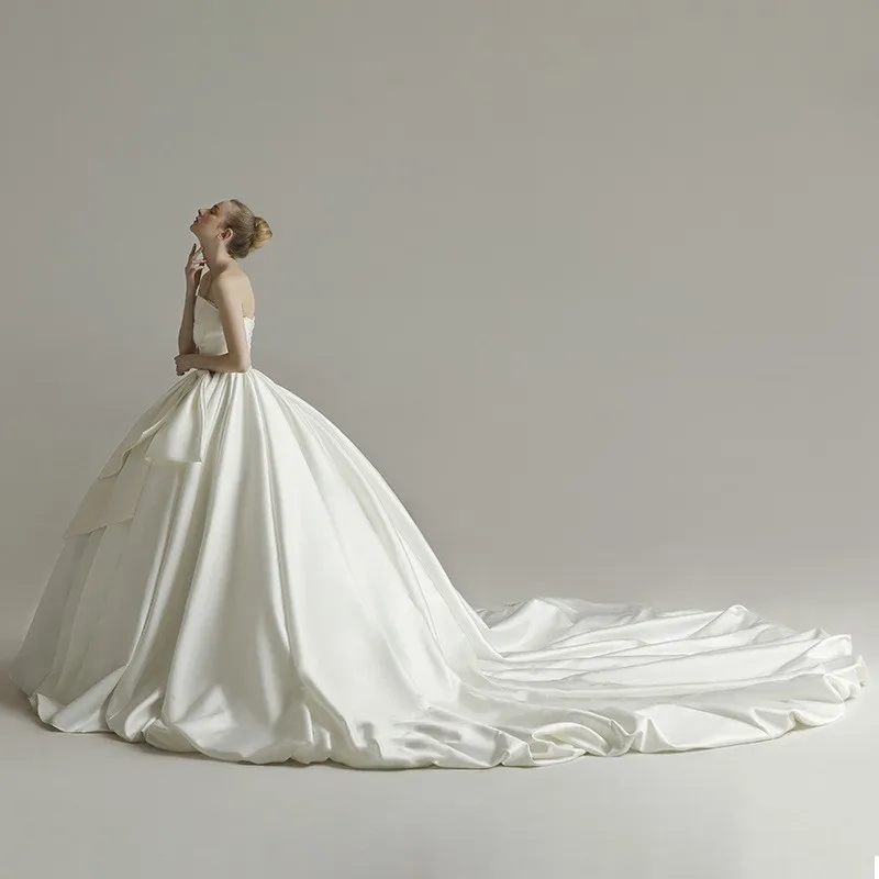 Adult satin strapless dress with a simple tulle for going out