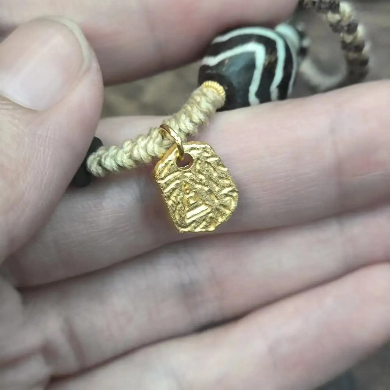 thumb