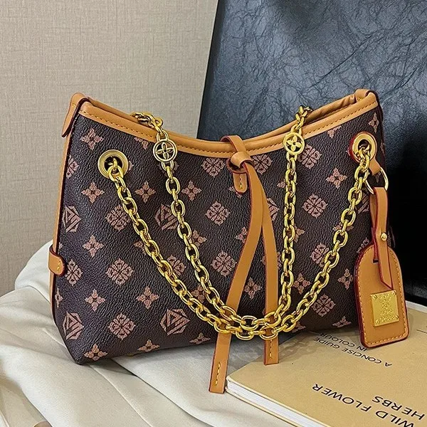 

2025 New Spring-Summer Tote Bag for Women - High-End Large Capacity,Fashionable Versatile Print, Commuter Crossbody Design