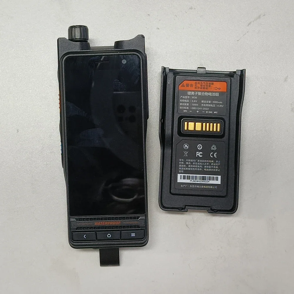 Radio Dua Arah 4G LTE GPS Poc Radio DMR PTT Dual SIM Card UV Dual Band Wifi Walkie Talkie Dengan Kamera Layar Sentuh NFC Interkom